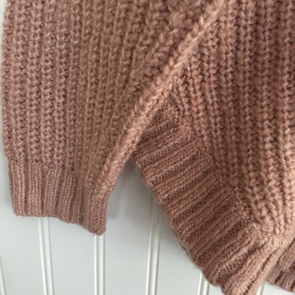 Lou & Grey blush sweater SIZE XS - Picture 7 of 9